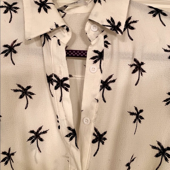 Palm Tree Button Up - Picture 2 of 3